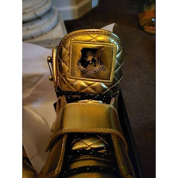 Vlados Atlas Gold and White New In The Box - Picture 2 of 6